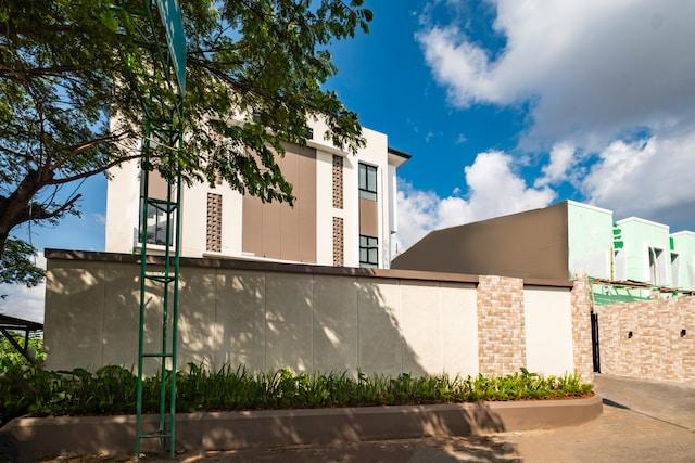 Cover Image for OYO Life 2673 Rosewood Residence