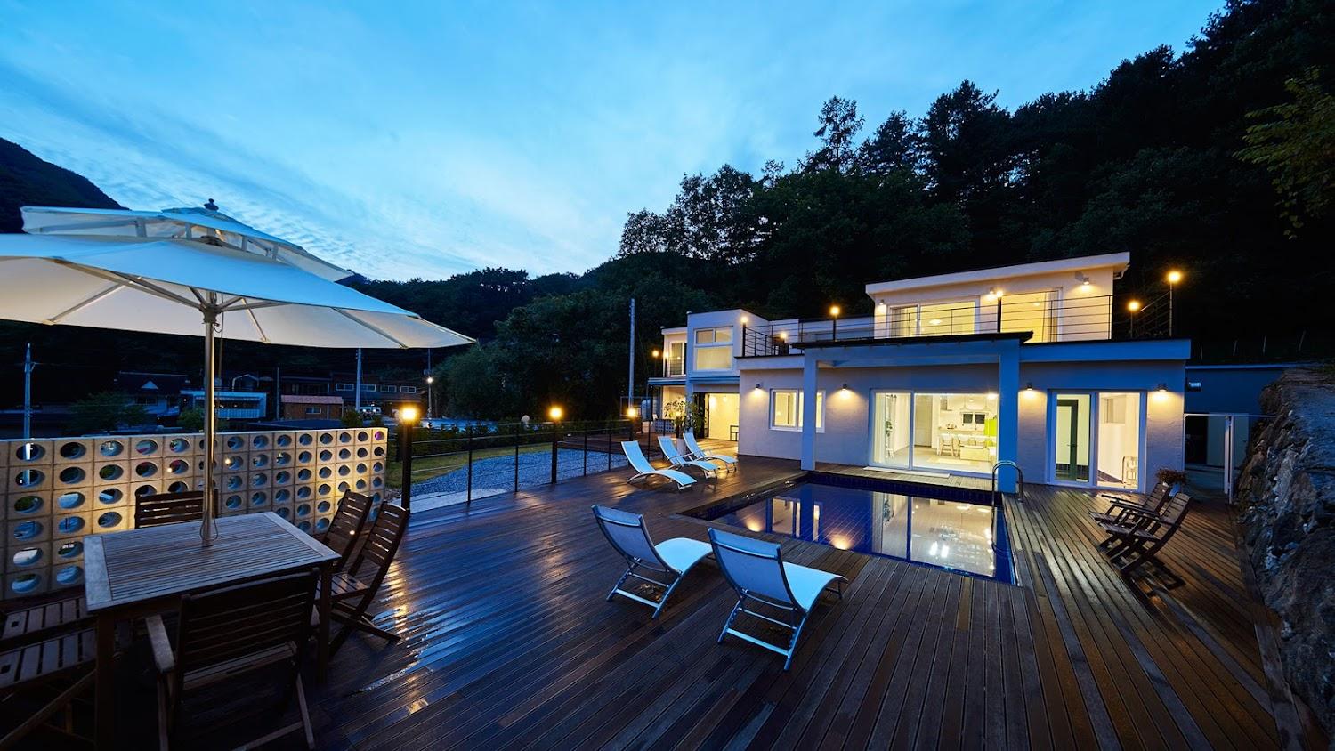 Cover Image for 시즈닝펜션