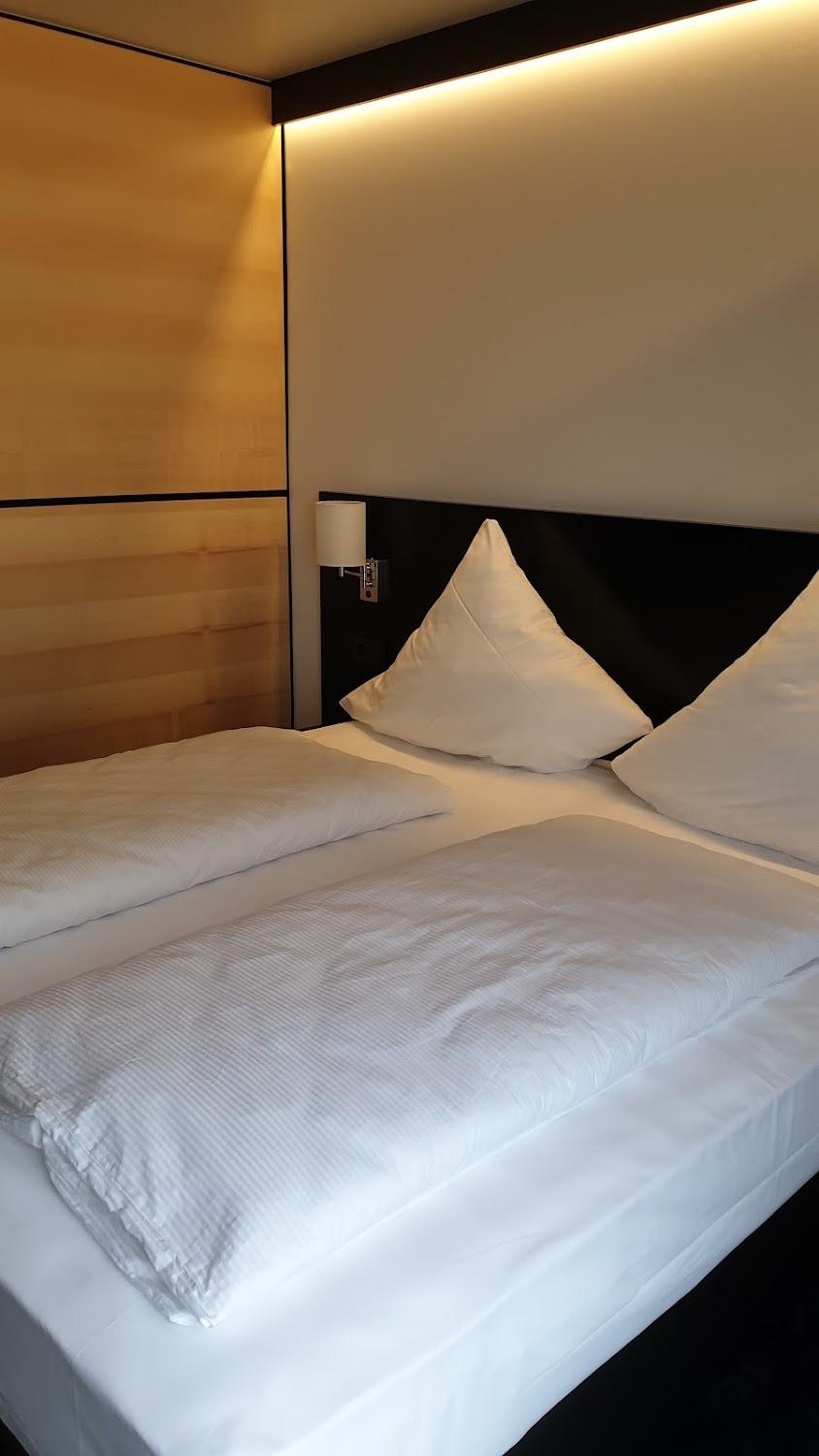 Cover Image for MEN Hotel