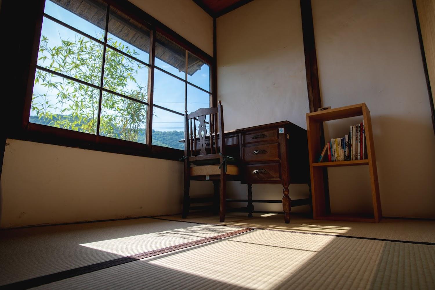 Cover Image for Tomo nyahn