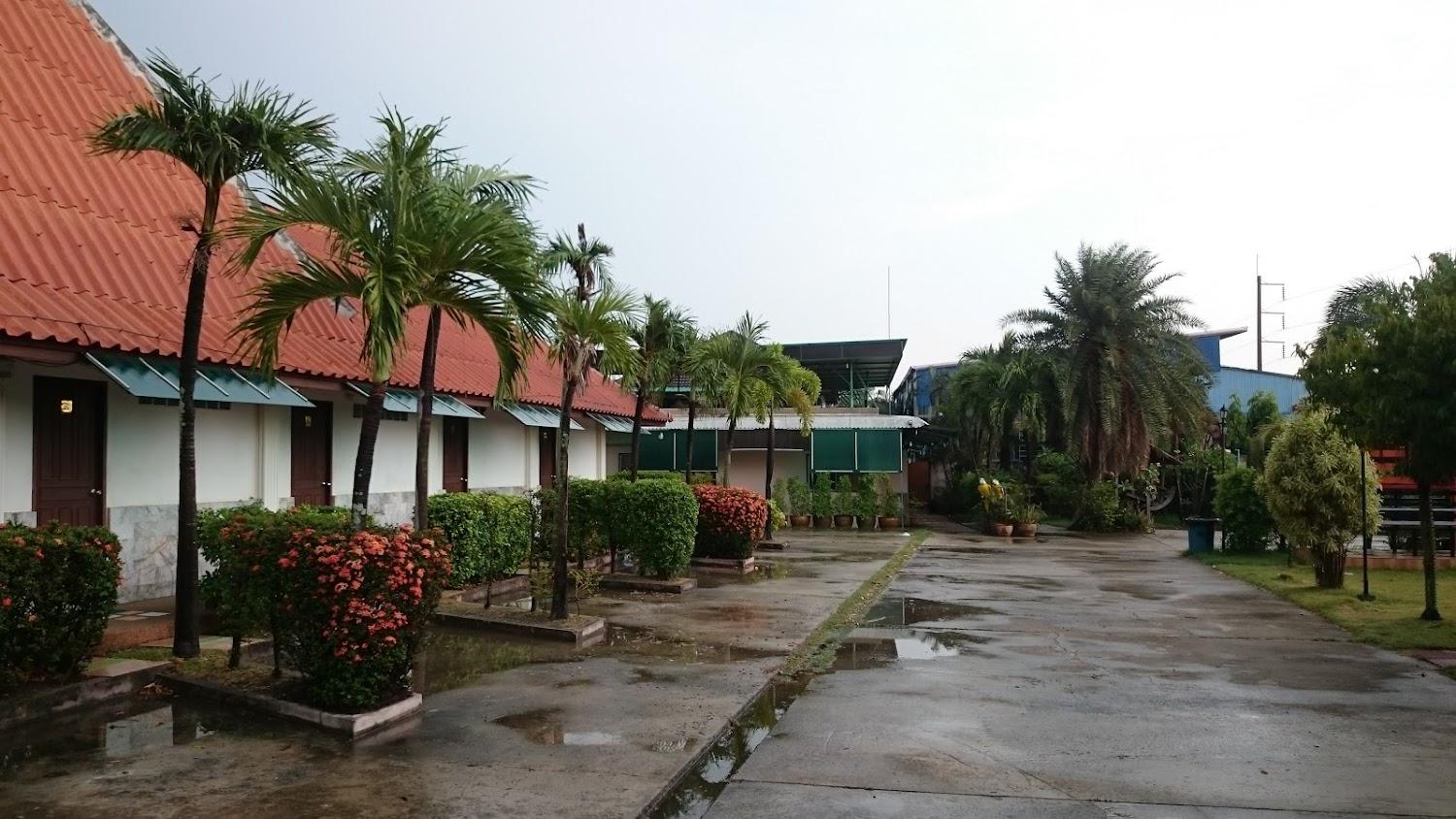 Cover Image for Chin Buri Resort