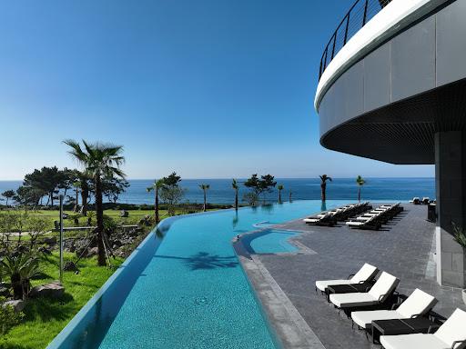 Cover Image for Parnas Hotel Jeju