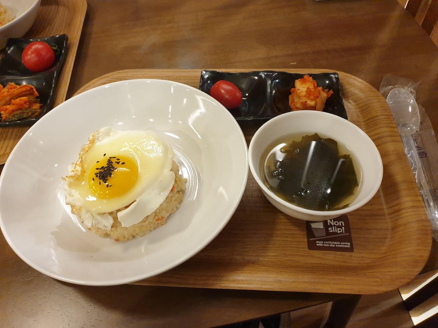 Cover Image for 브이원모텔