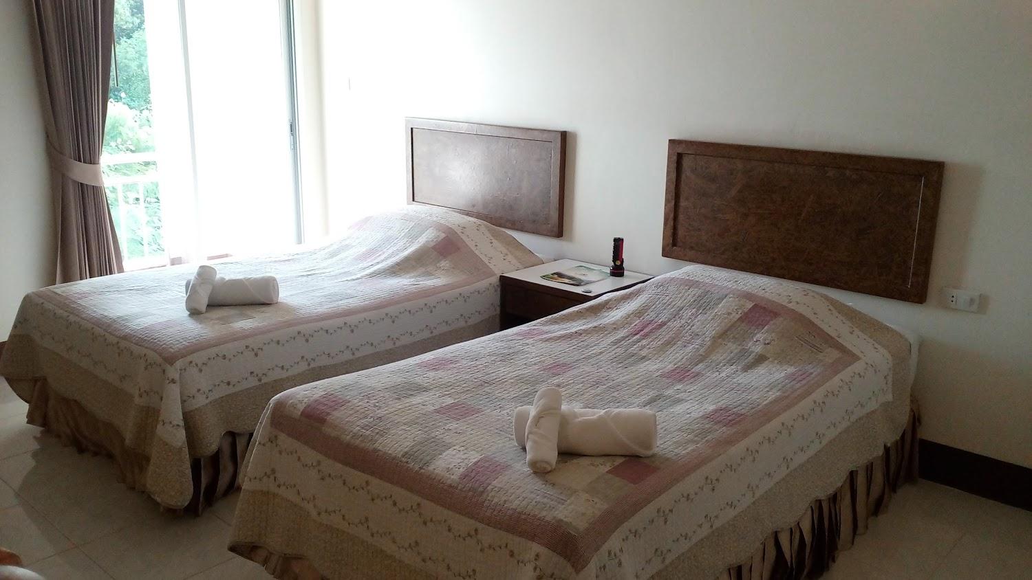 Cover Image for Trat Center Hotel