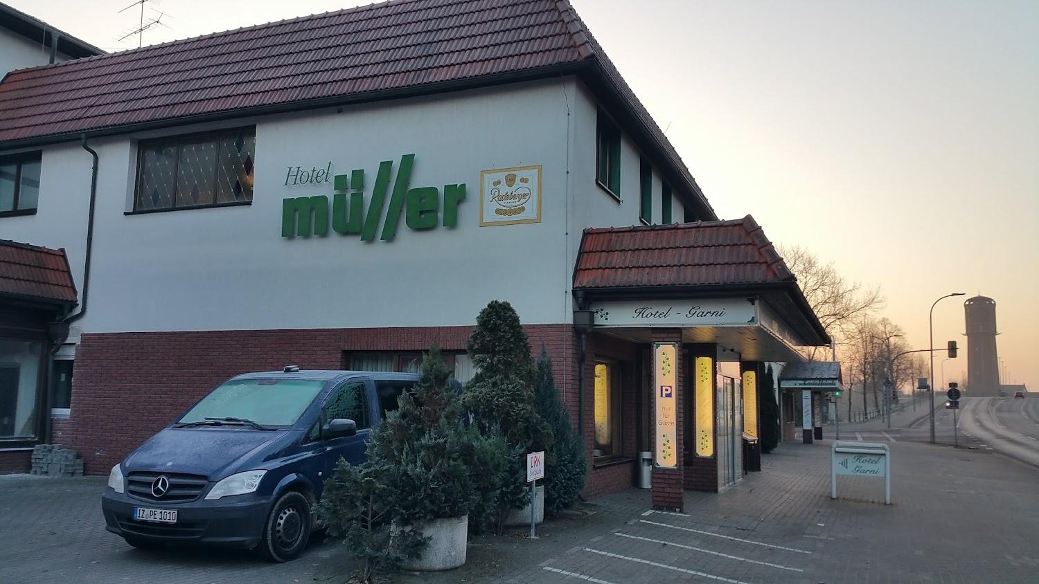 Cover Image for Hotel Müller