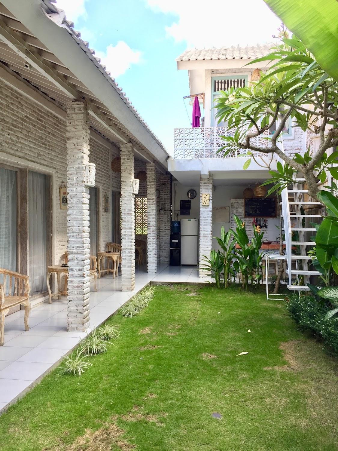 Cover Image for OYO 3958 Pondok Ayu Homestay