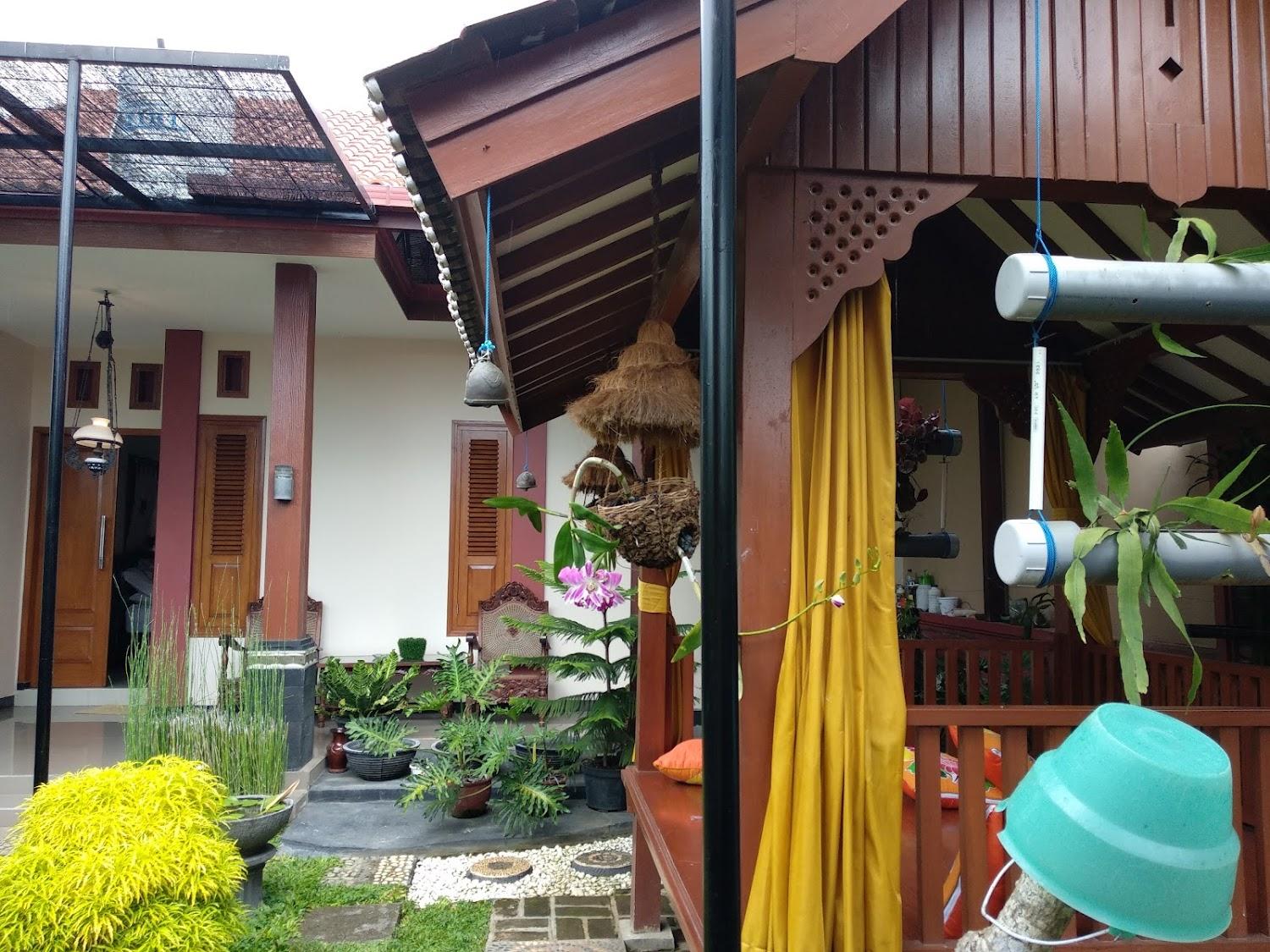 Cover Image for Maharani Homestay