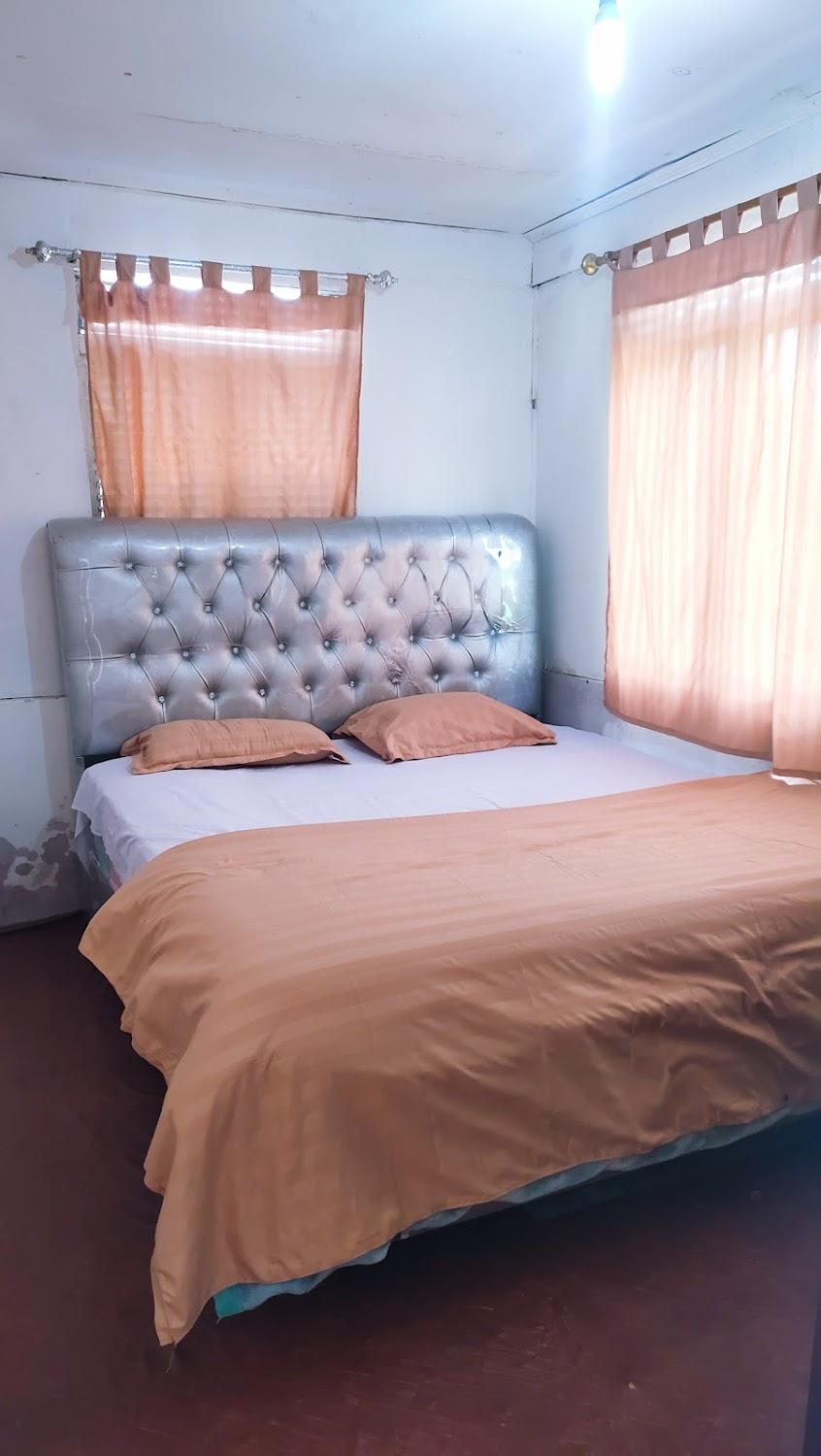 Cover Image for AM HOSTEL