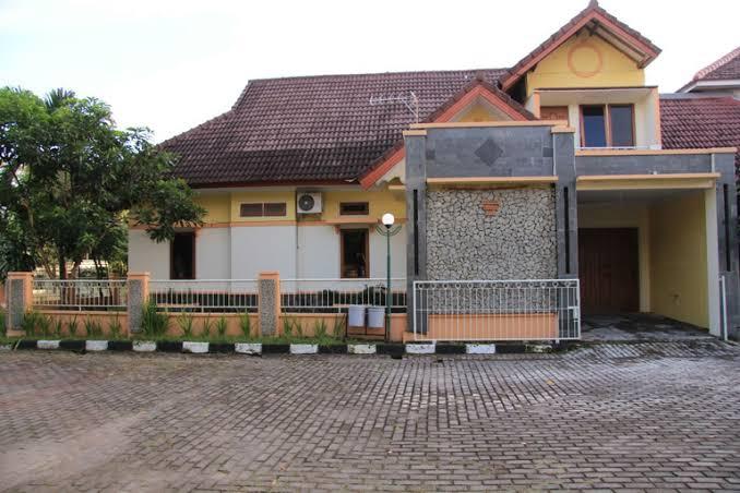 Cover Image for Cemara Homestay Maguwoharjo