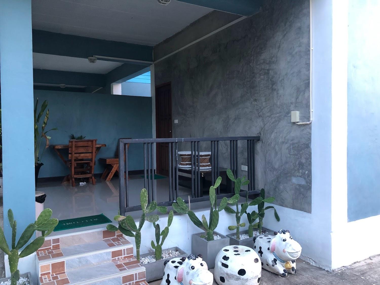 Cover Image for Good Vibes Resort
