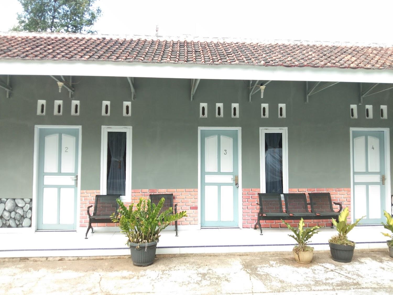 Cover Image for Penginapan pondok family
