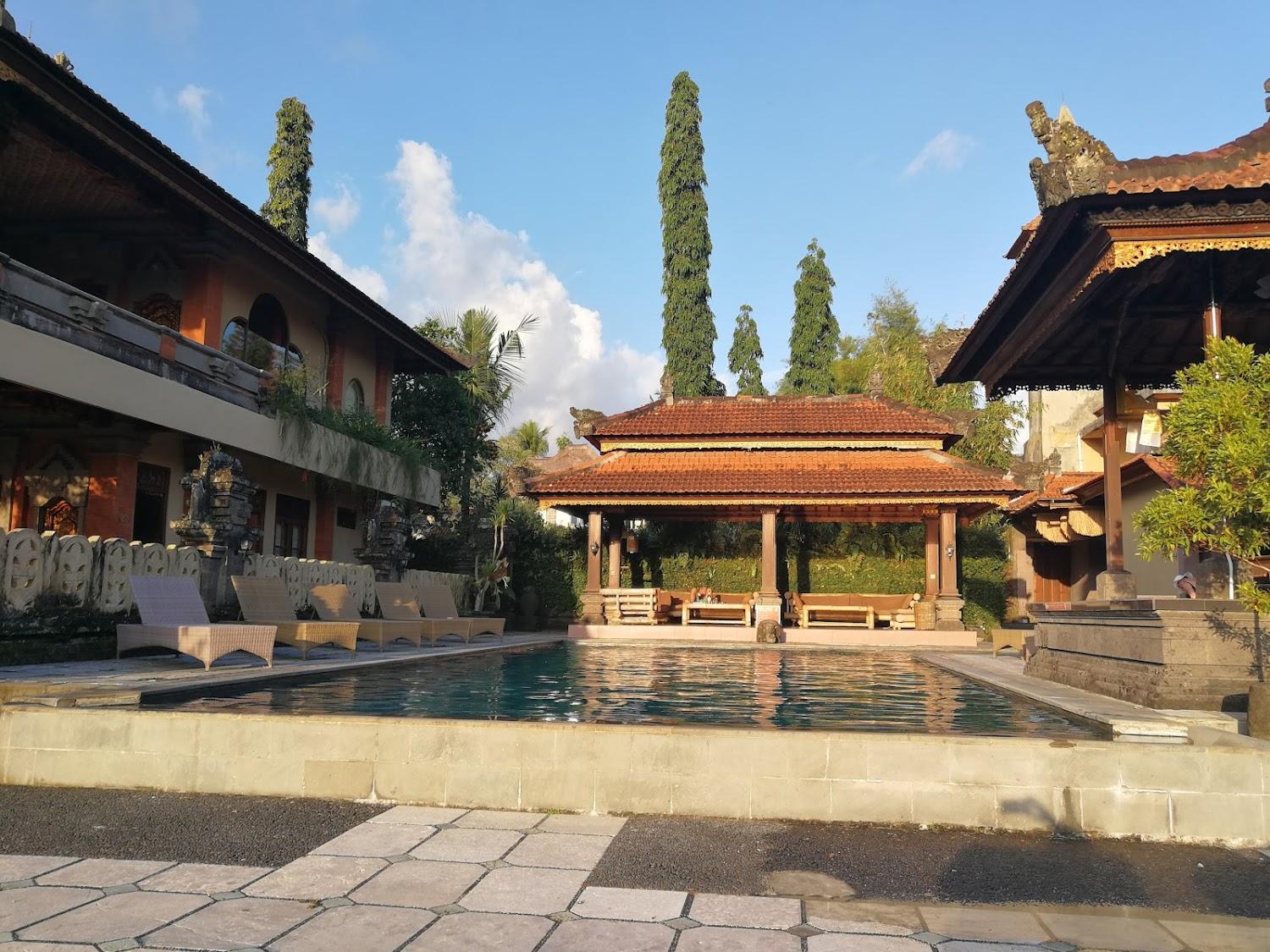 Cover Image for Green Field Hotel Ubud