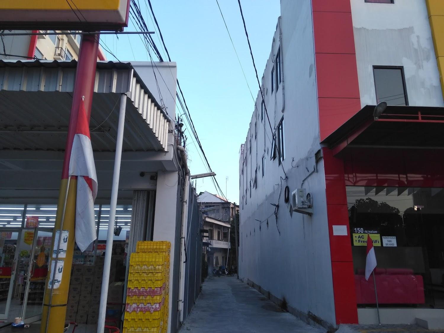Cover Image for OYO 90694 Srikandi Inn Babarsari