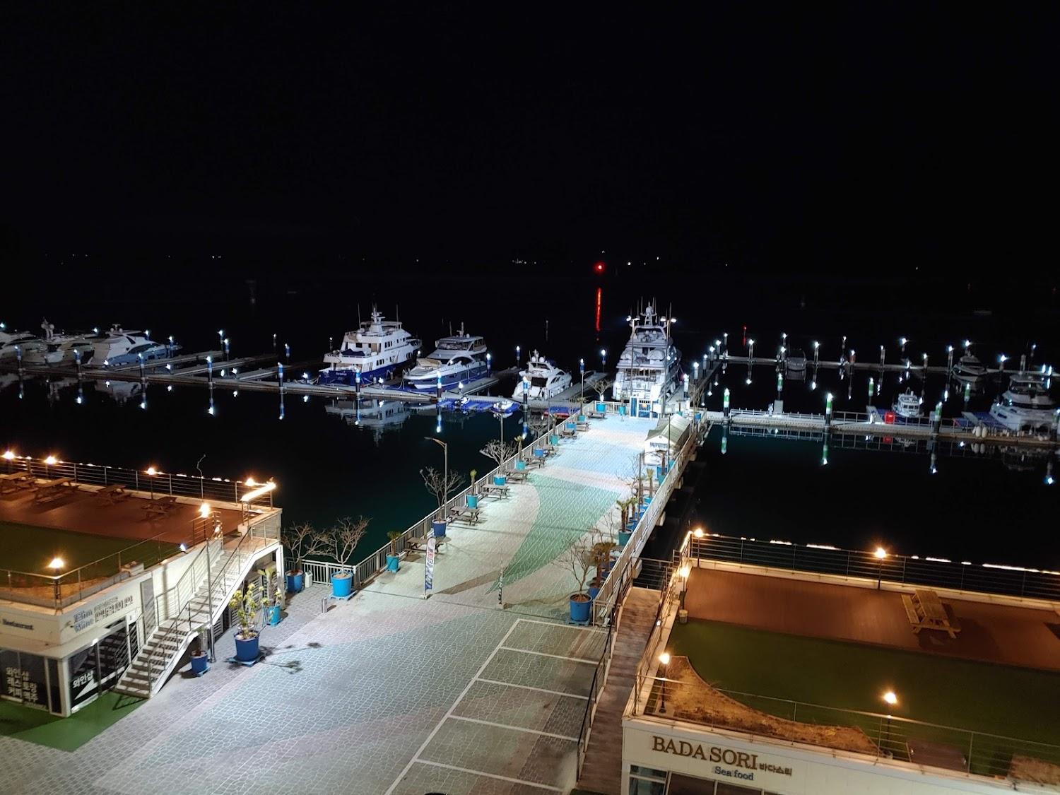 Cover Image for Elim Marina Resort Namhae