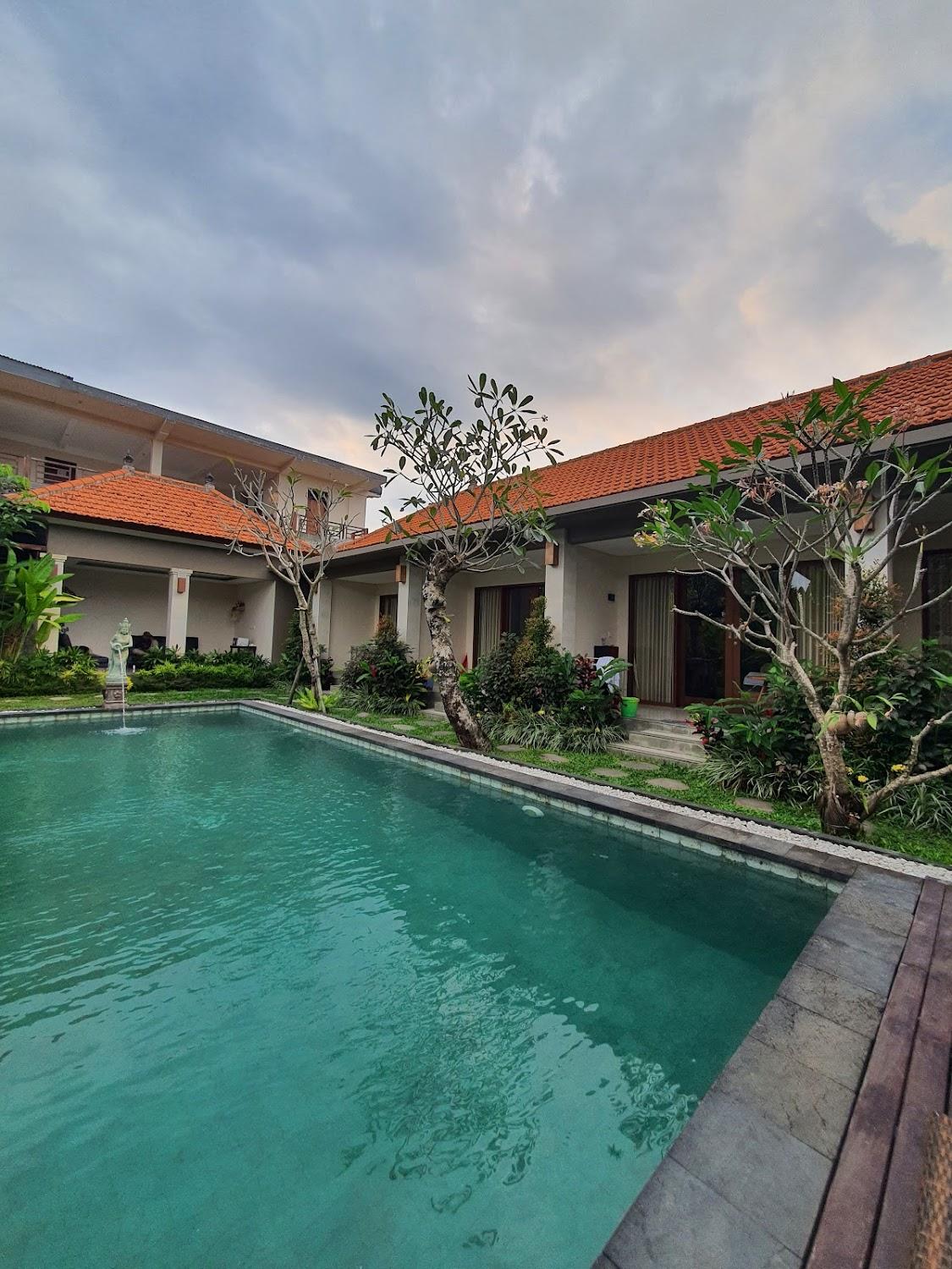 Cover Image for Kama Ayu Bungalows