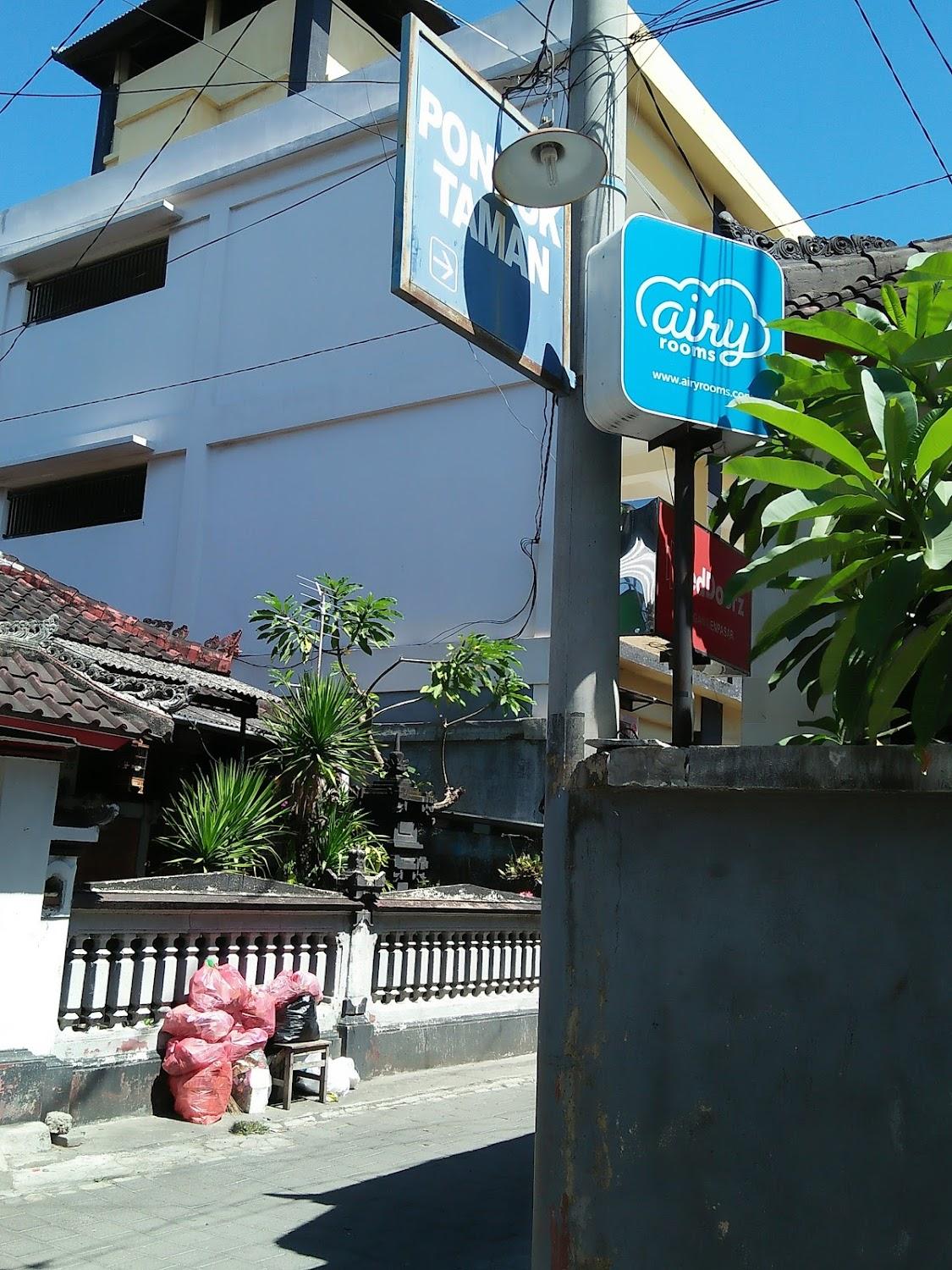 Cover Image for RedDoorz @ Pemogan Denpasar