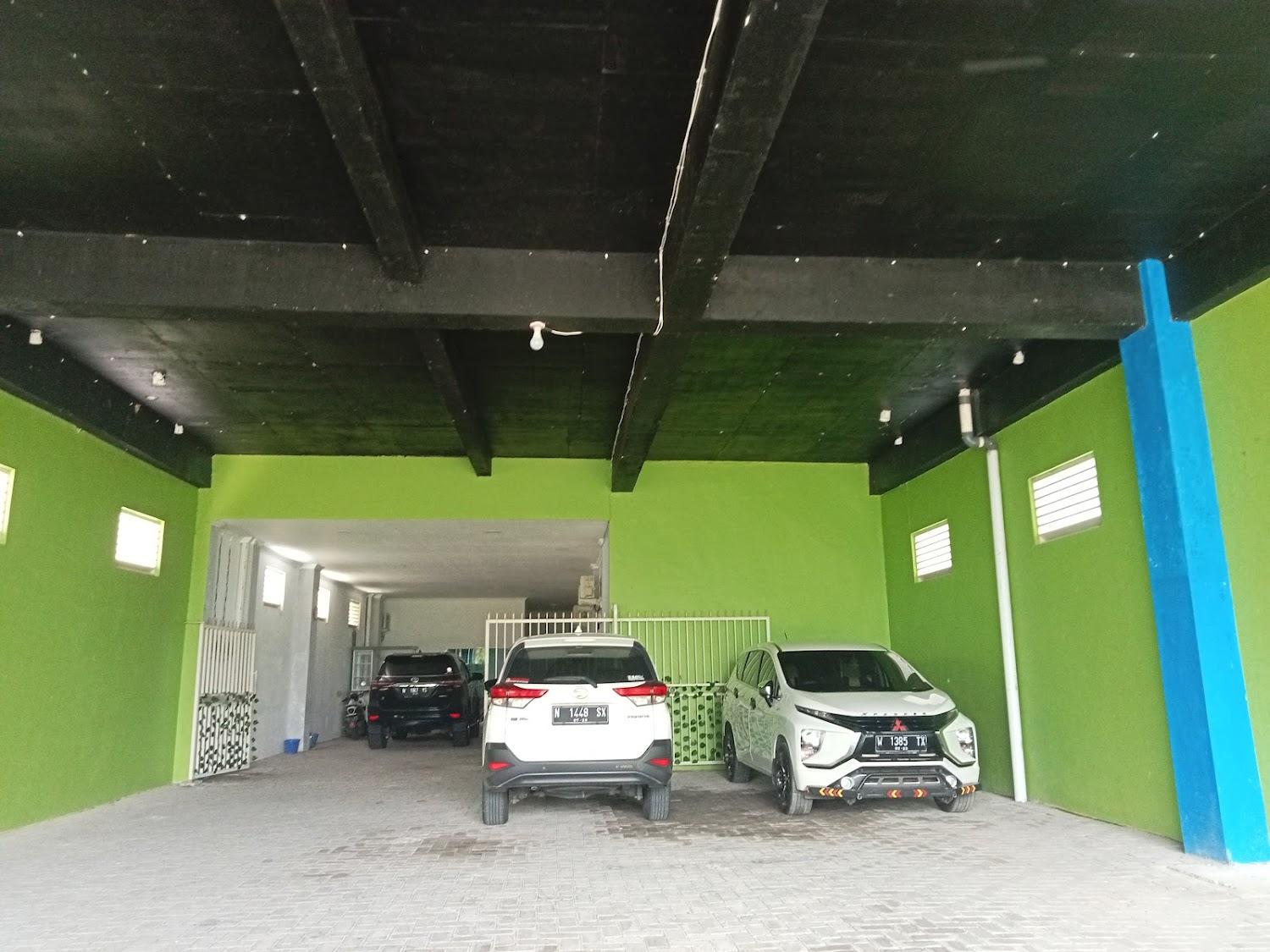 Cover Image for Homestay Bahari near Wisata Bahari Tlocor Sidoarjo Mitra RedDoorz