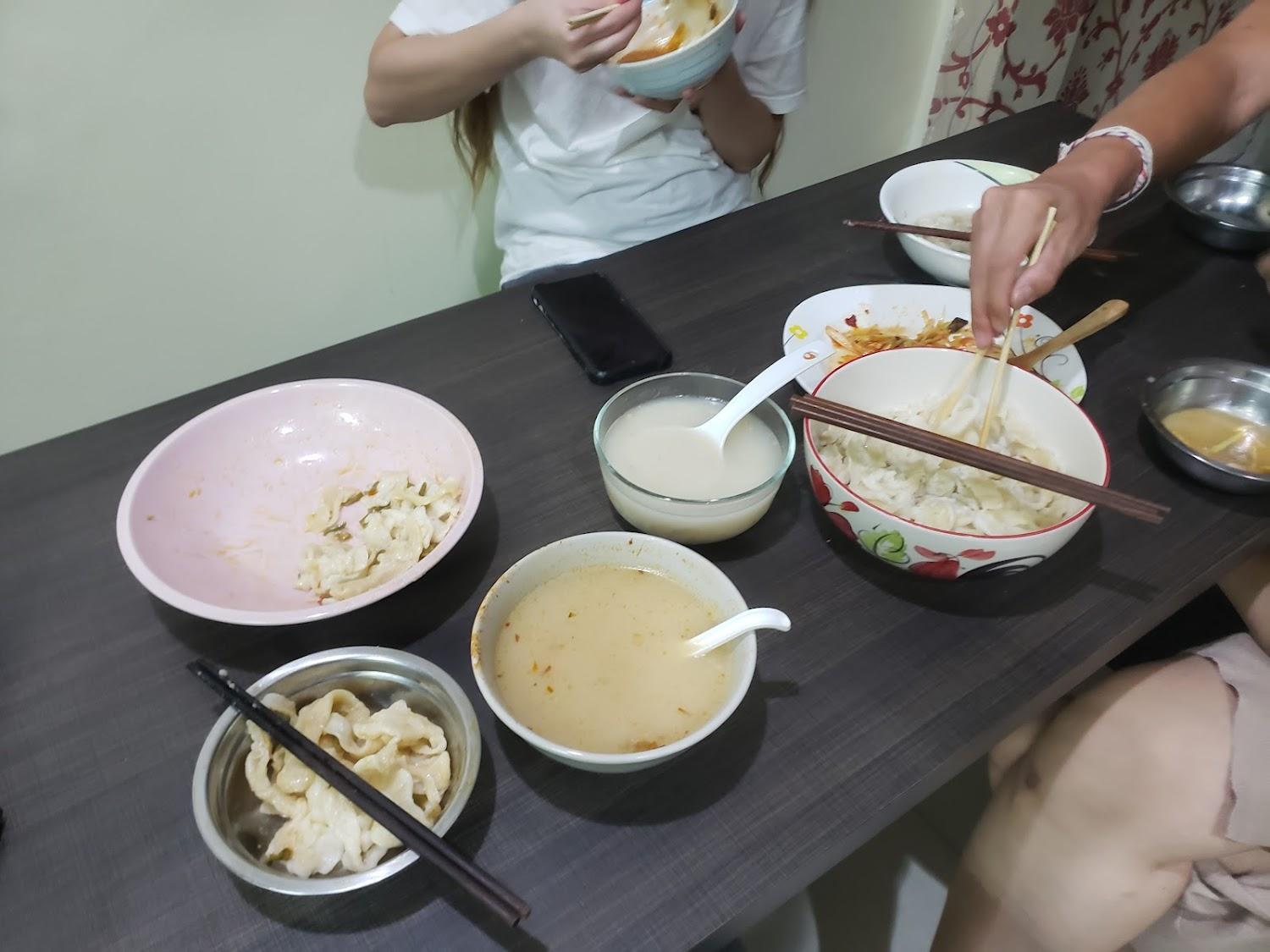Cover Image for Miss Zhao's hostel