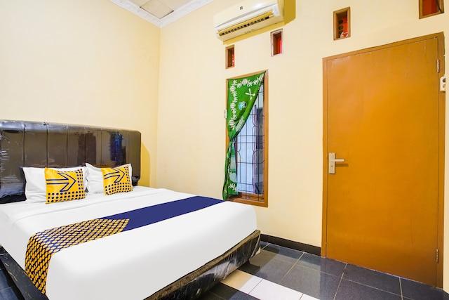 Cover Image for OYO Life 3005 Kost Rumaisha Syariah