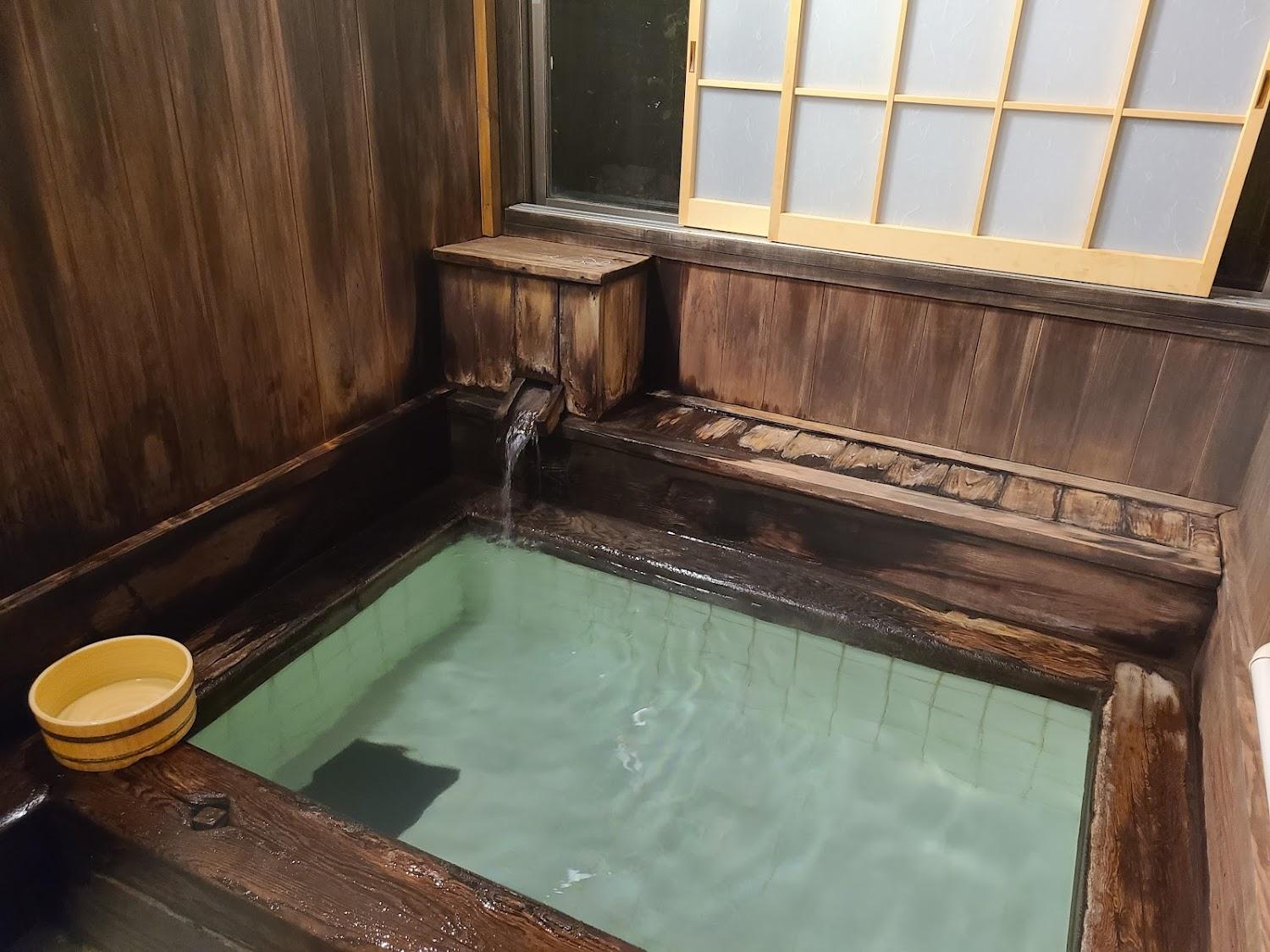 Cover Image for Nakamuraya Ryokan