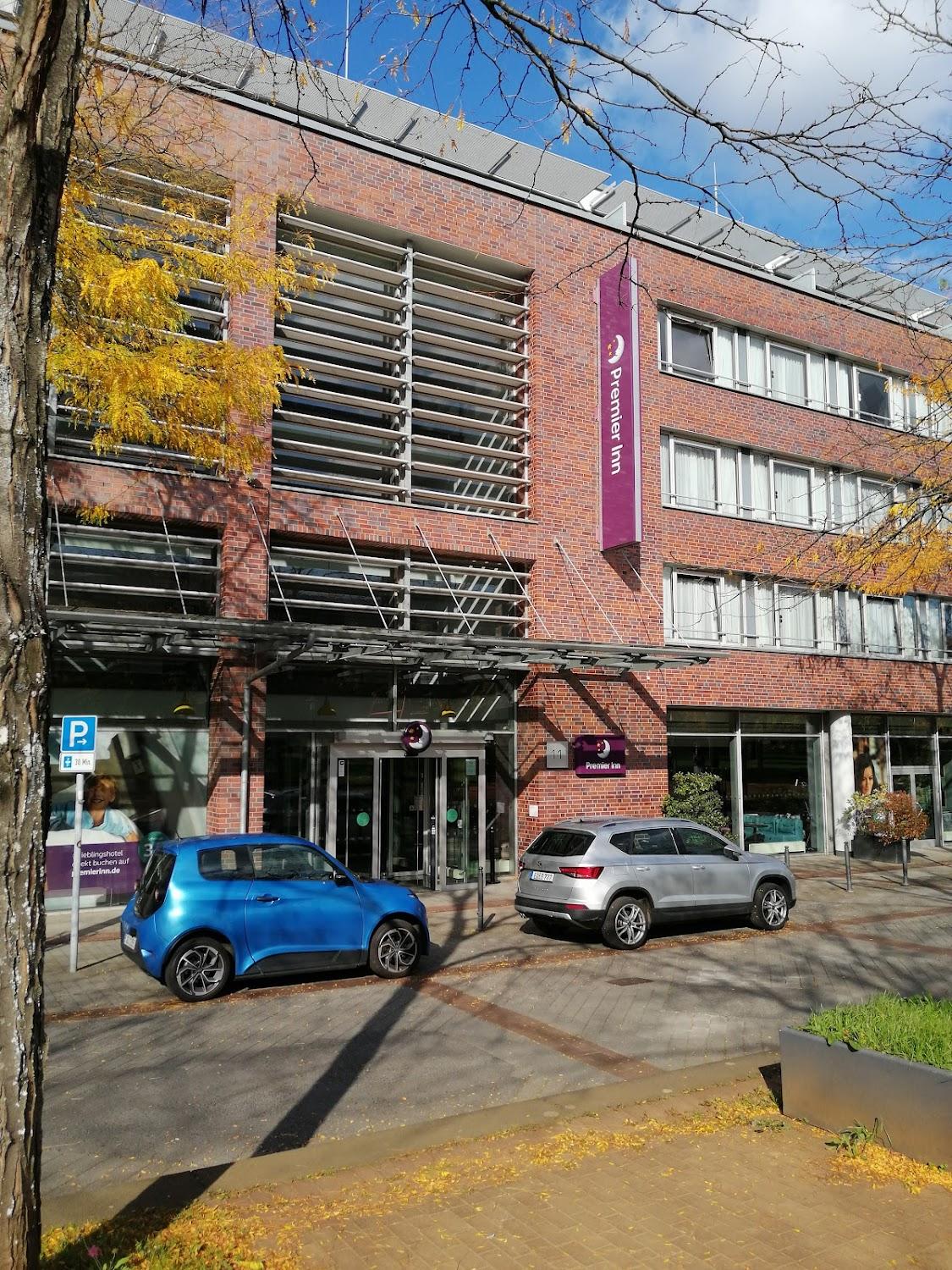 Cover Image for Premier Inn Essen City Limbecker Platz hotel