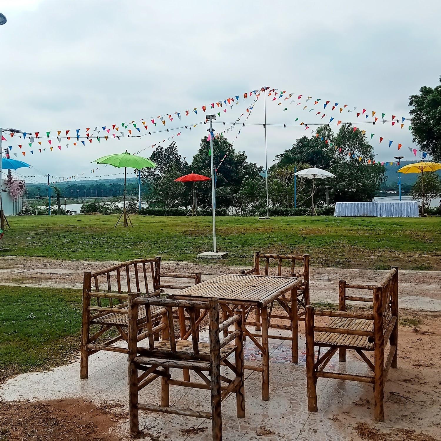 Cover Image for CRD 2​RESORT