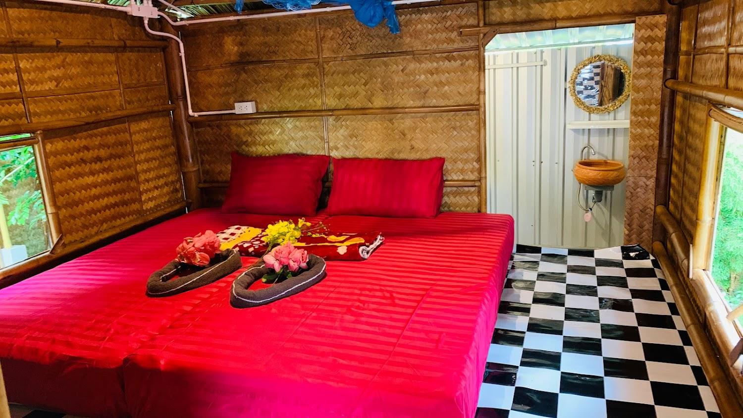 Cover Image for Be faanny house