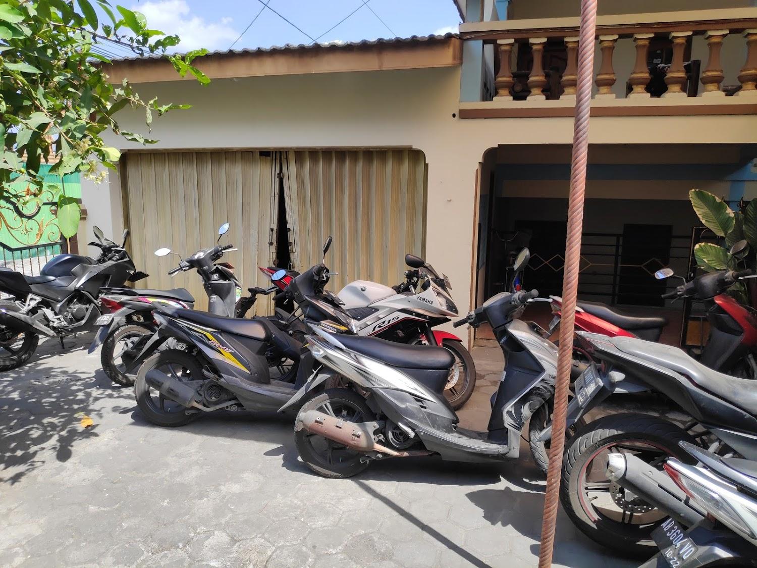Cover Image for Kos Kosan Bu Sugeng