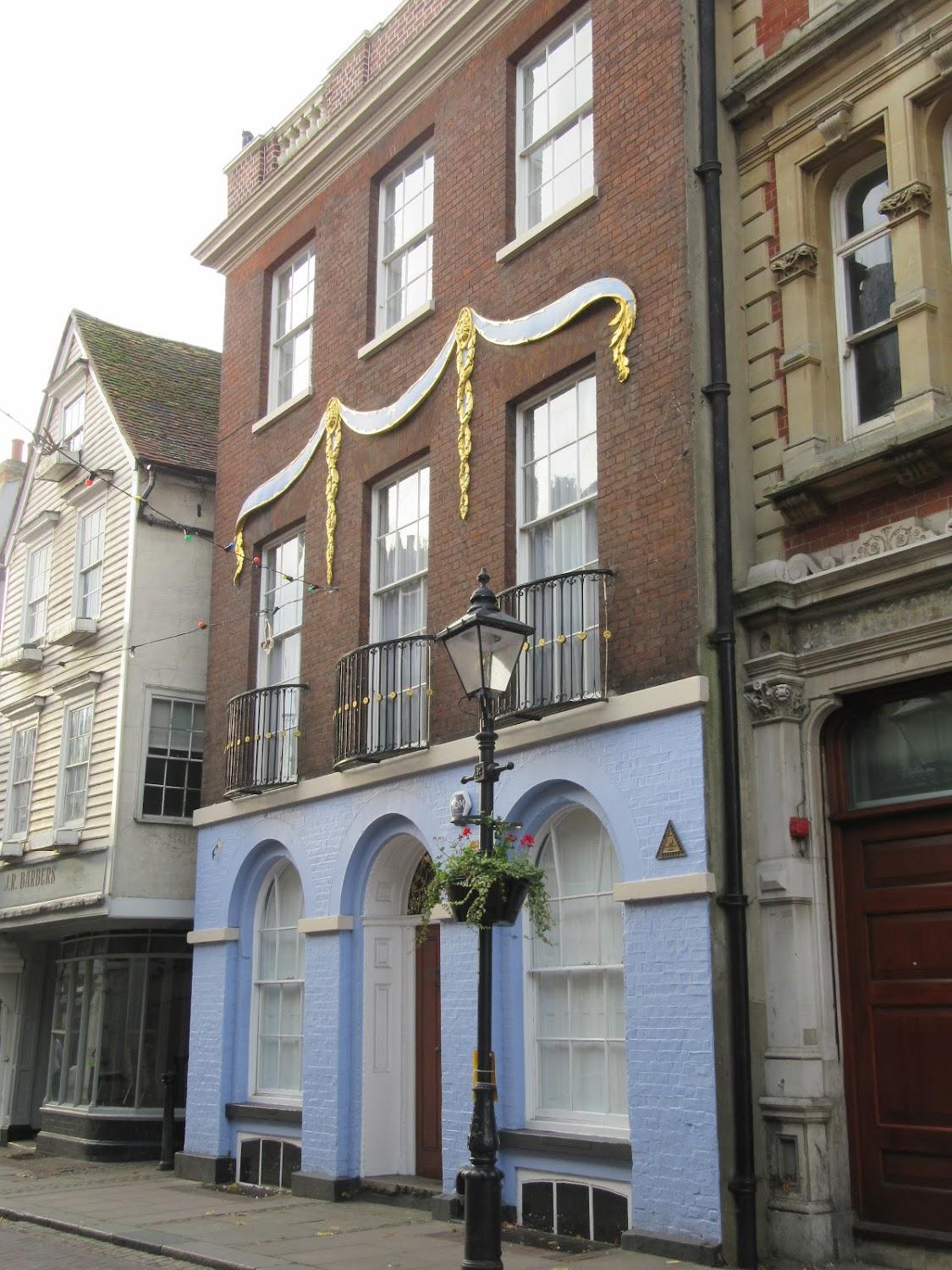 Cover Image for The Royal Victoria & Bull Hotel