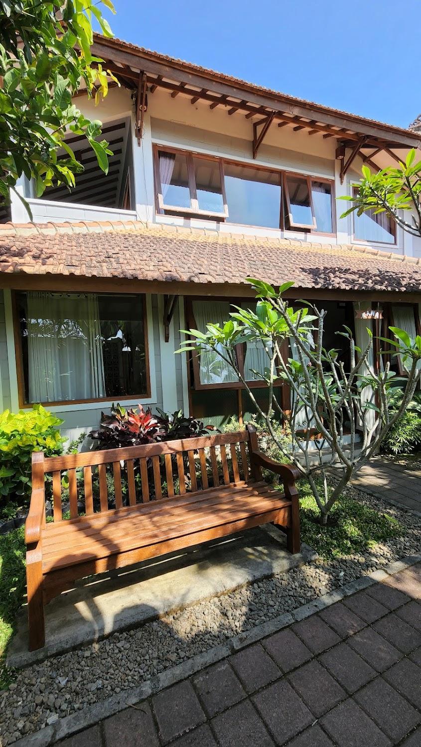 Cover Image for Kemboja Bed & Breakfast