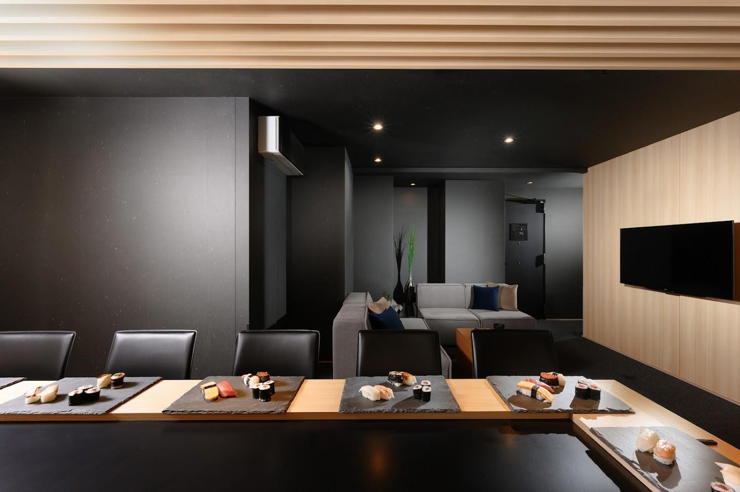 Cover Image for MIMARU TOKYO UENO OKACHIMACHI