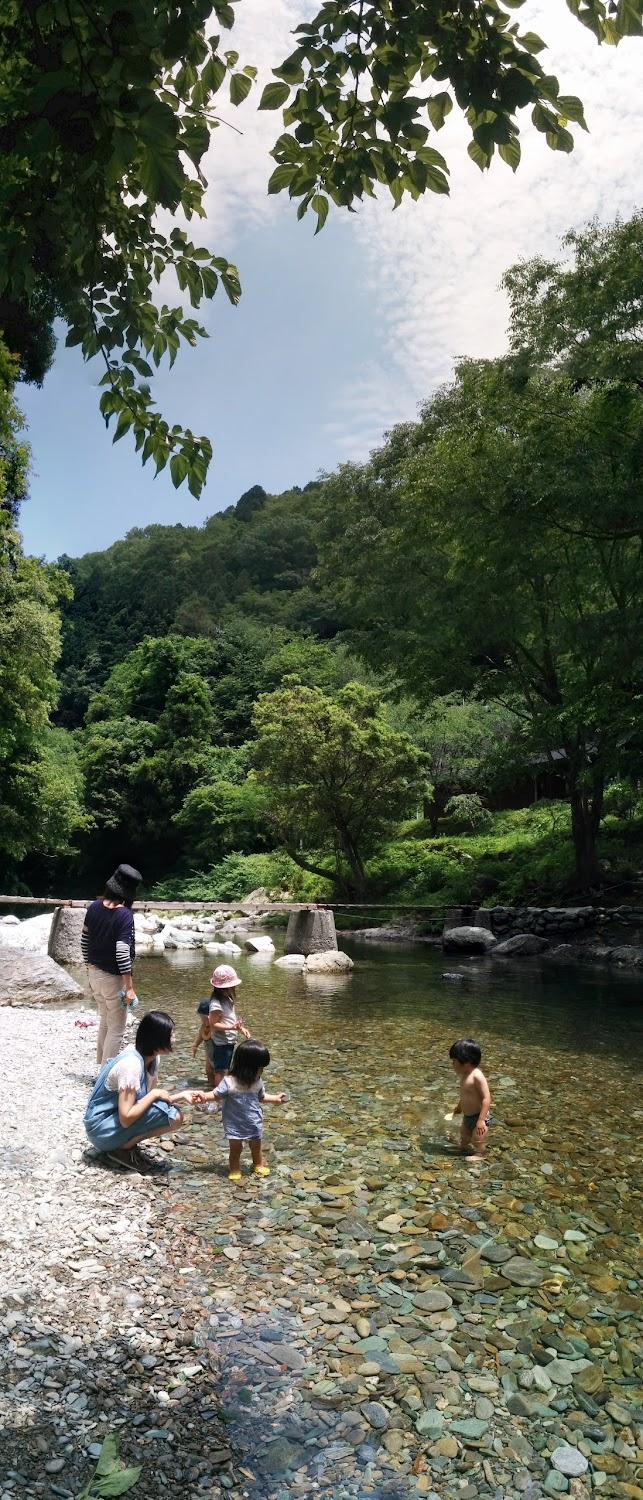 Cover Image for 霧の森コテージ