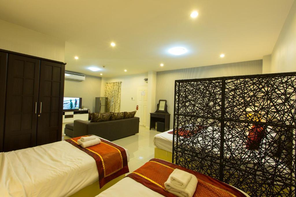 Cover Image for Chiang Mai Waroros Boutique Hotel