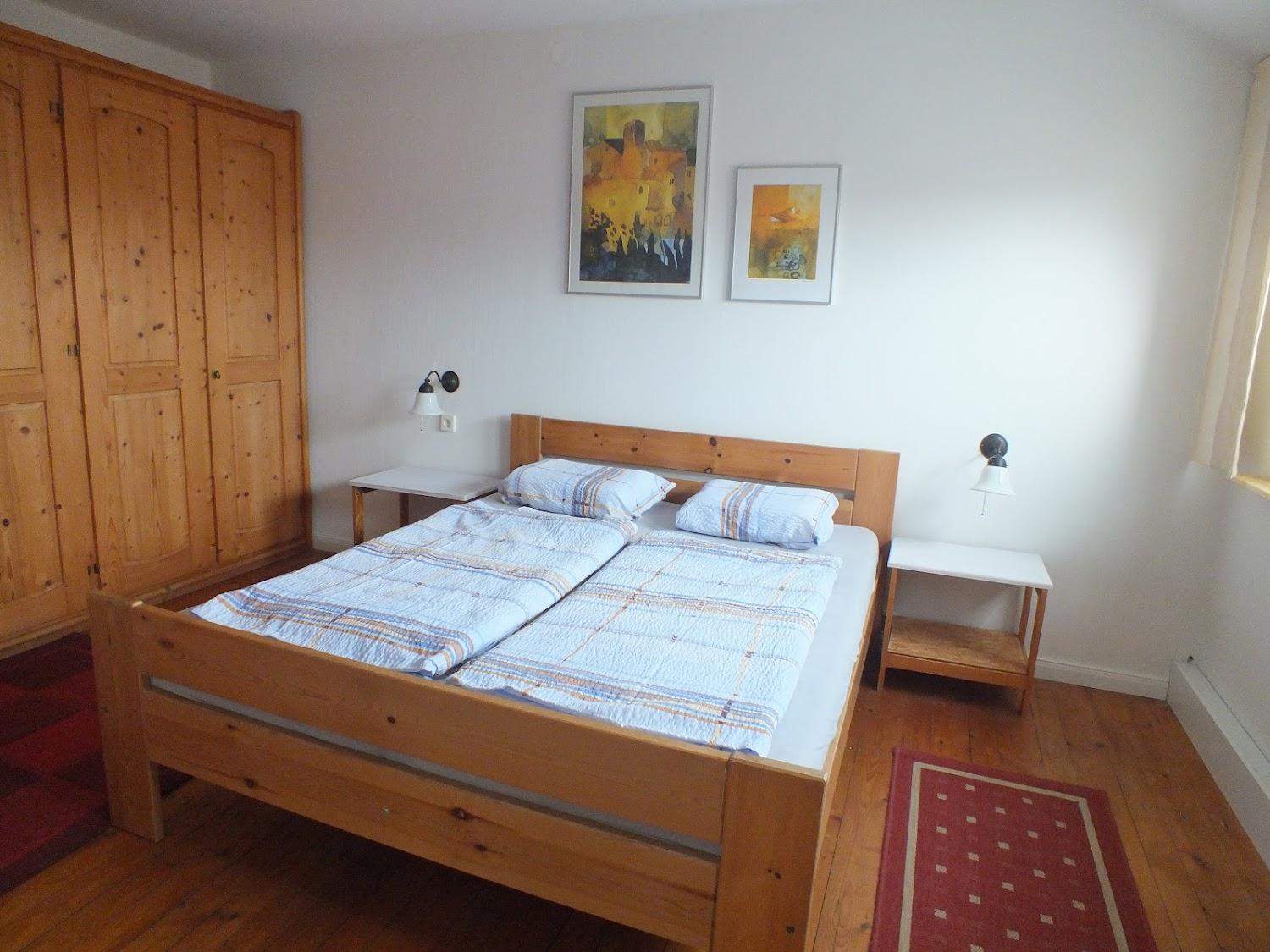 Cover Image for Gästezimmer zum großen Garten