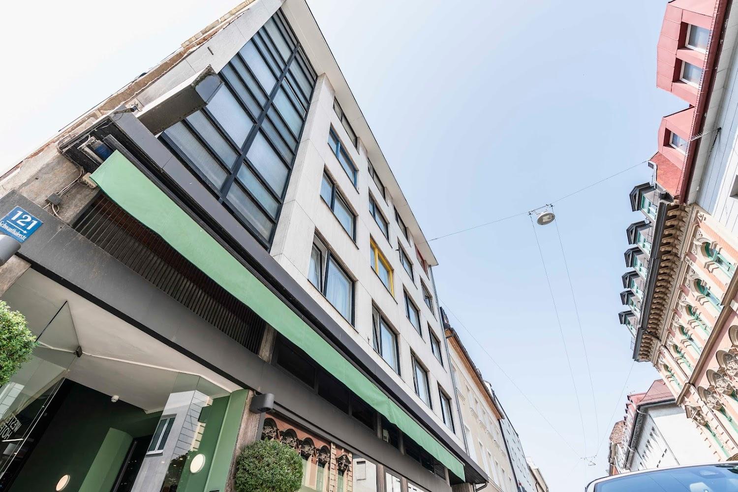 Cover Image for Hotel Westend