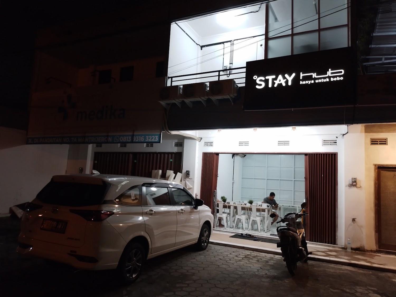 Cover Image for Stayhub