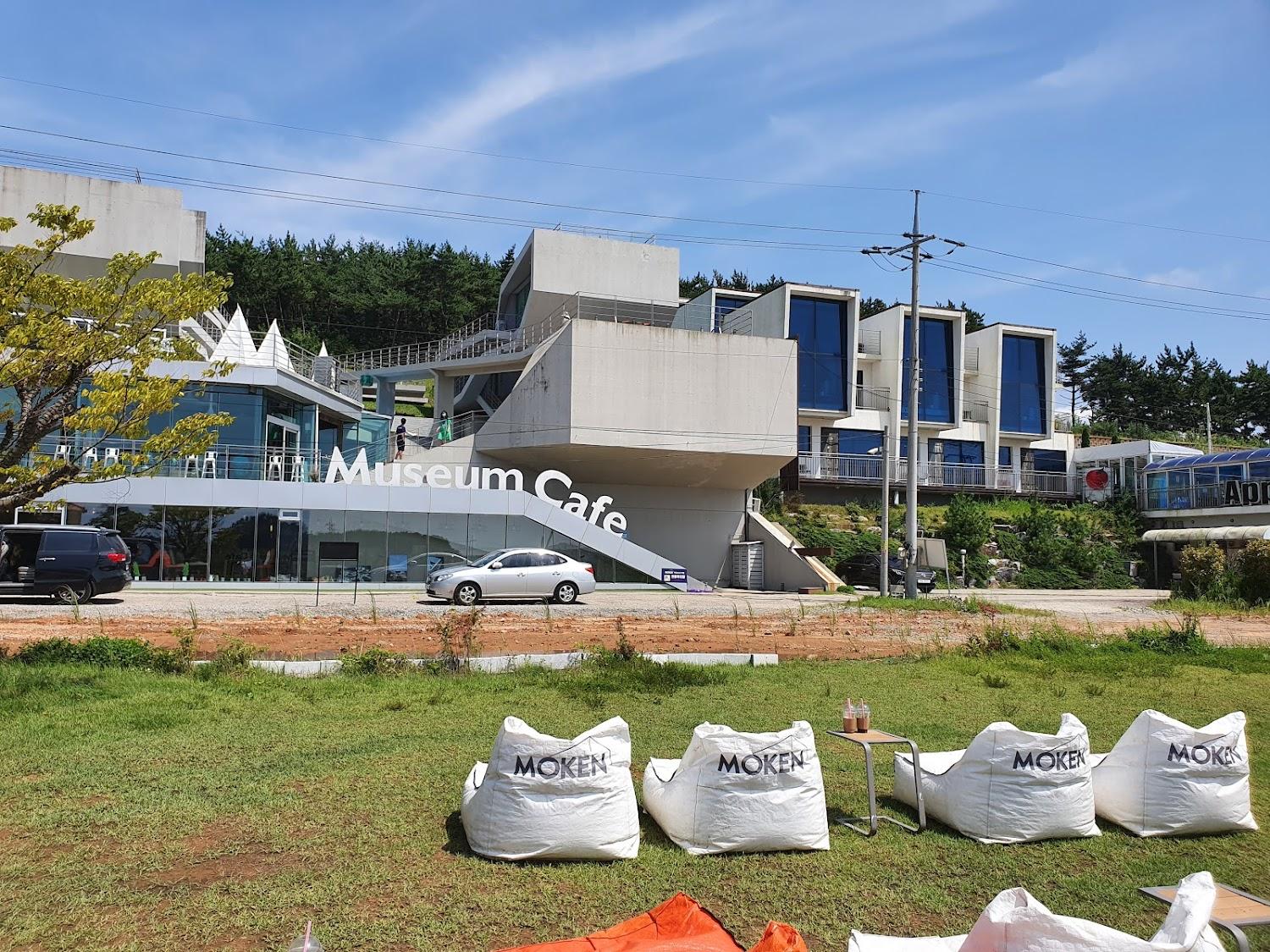 Cover Image for Moken Resort