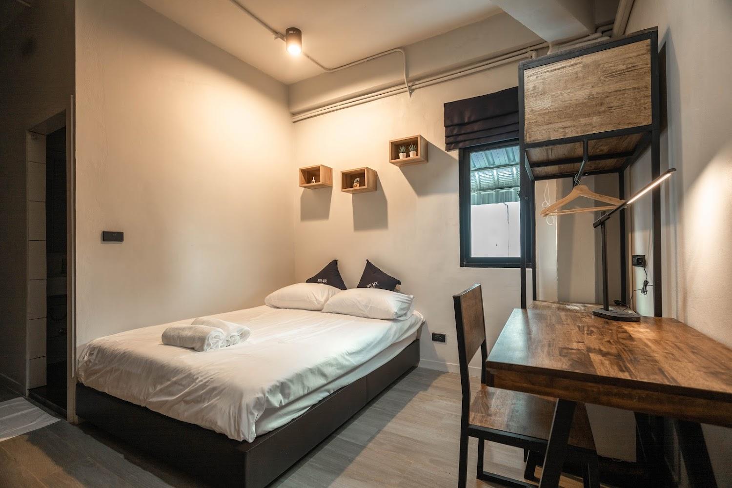 Cover Image for Nilux Room