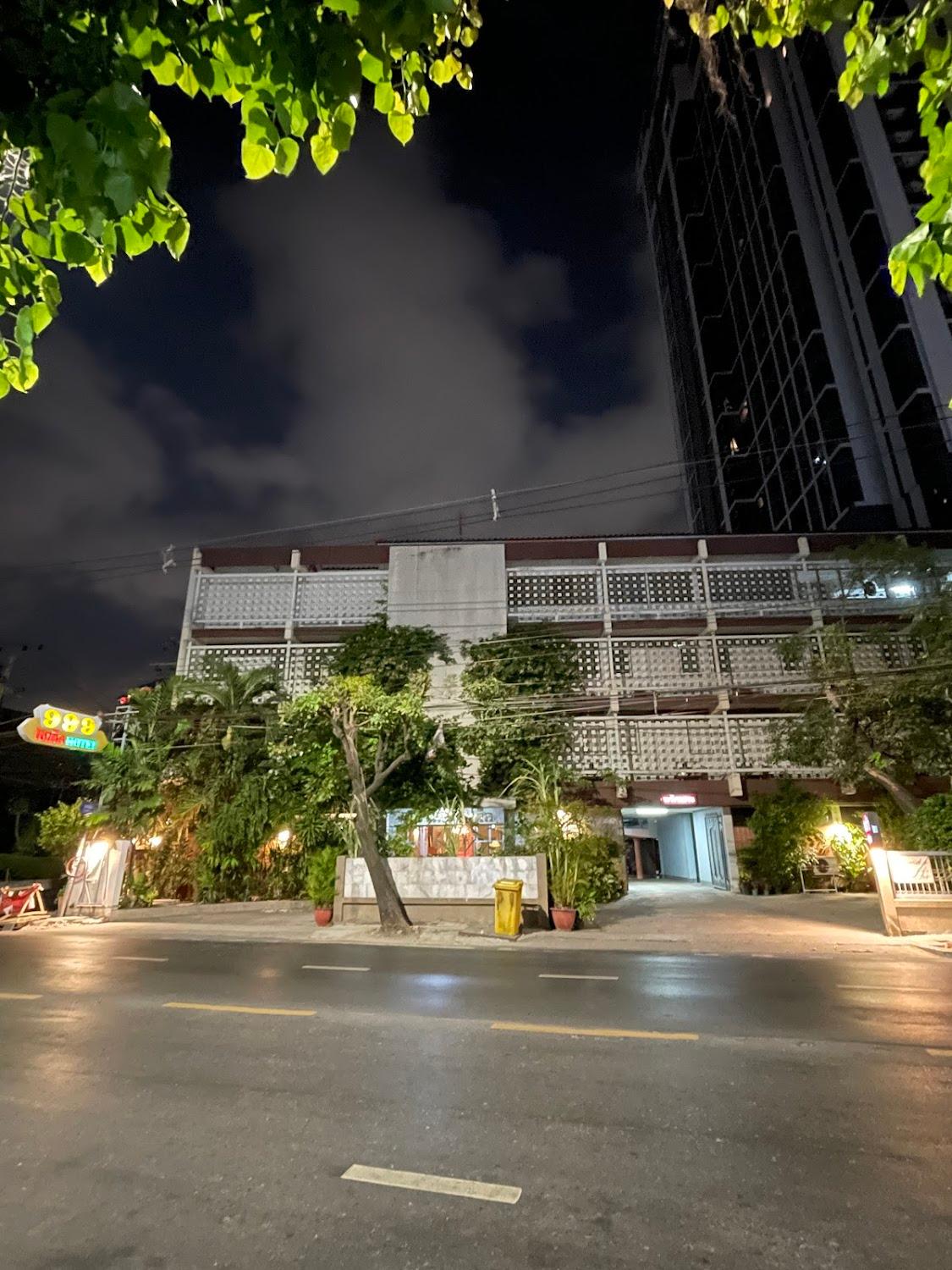 Cover Image for Tong Kao Hotel