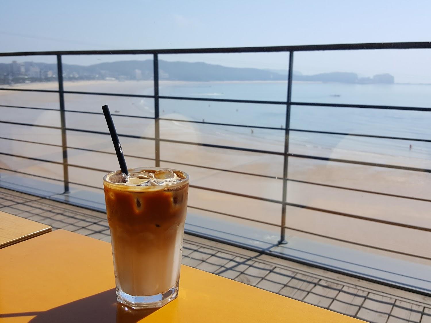 Cover Image for 베이브리즈가족호텔
