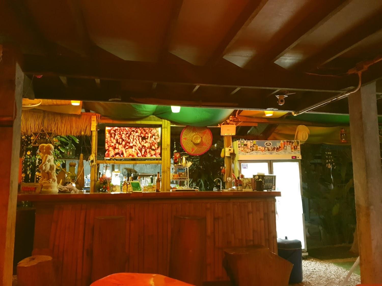 Cover Image for The Pier Guesthouse&Bar
