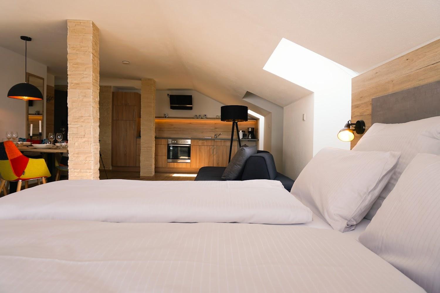 Cover Image for Hotel verWeiler