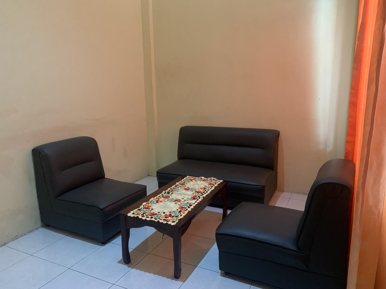 Cover Image for OYO 94112 Homestay Ananda Luwuk