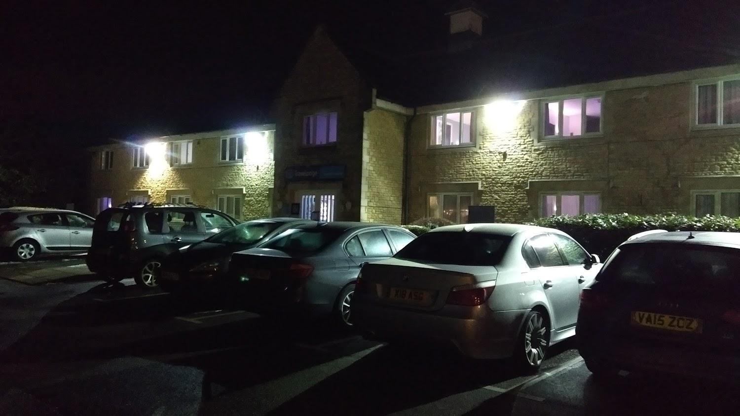 Cover Image for Travelodge Burford Cotswolds