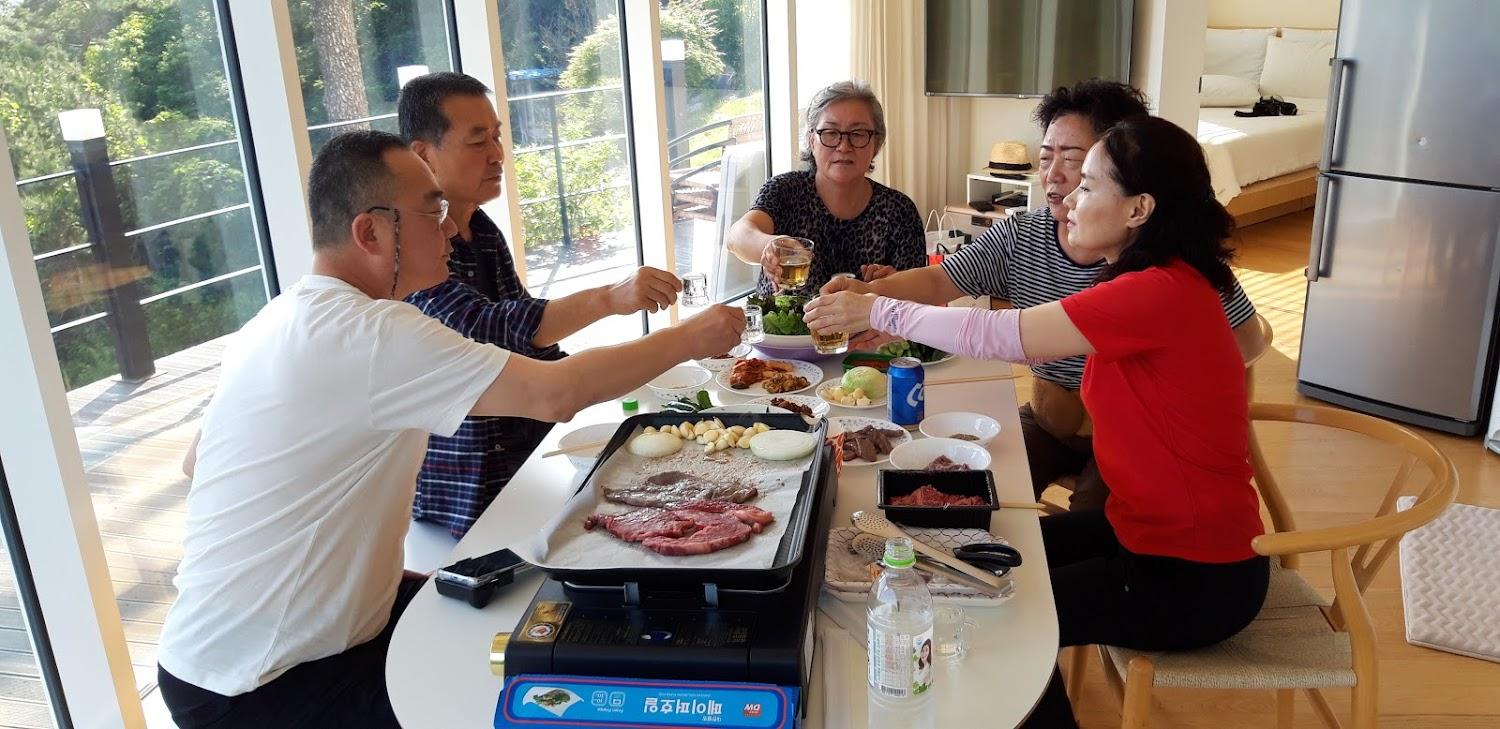 Cover Image for 한그루 하우스