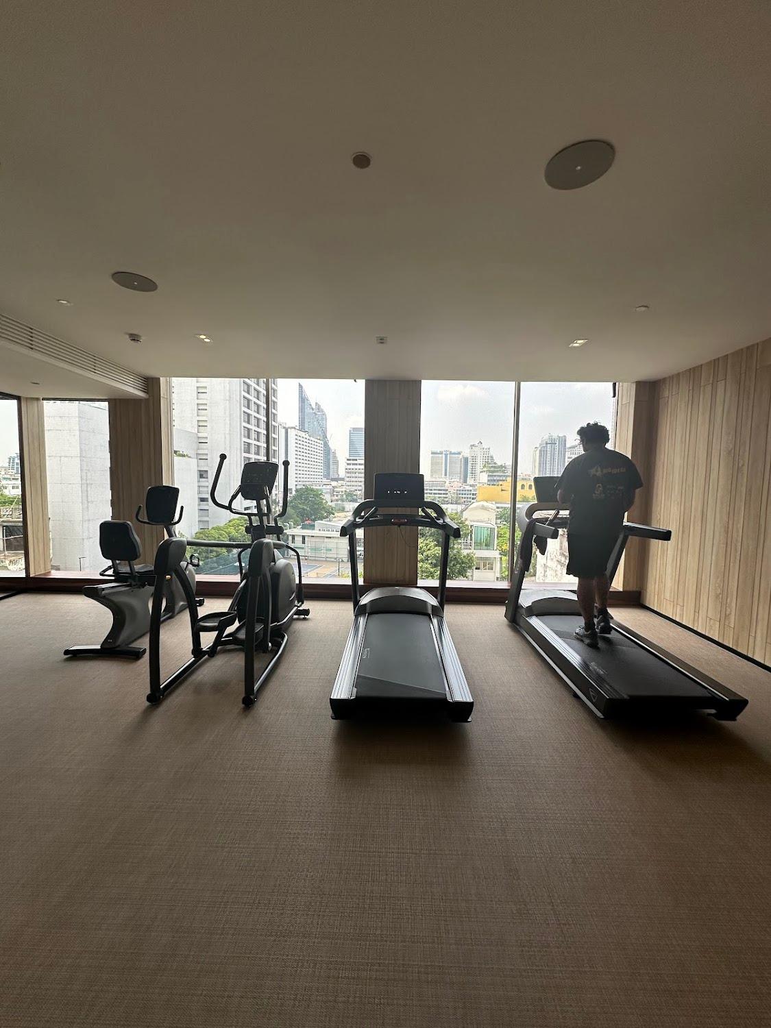 Cover Image for Mercure Bangkok Surawong