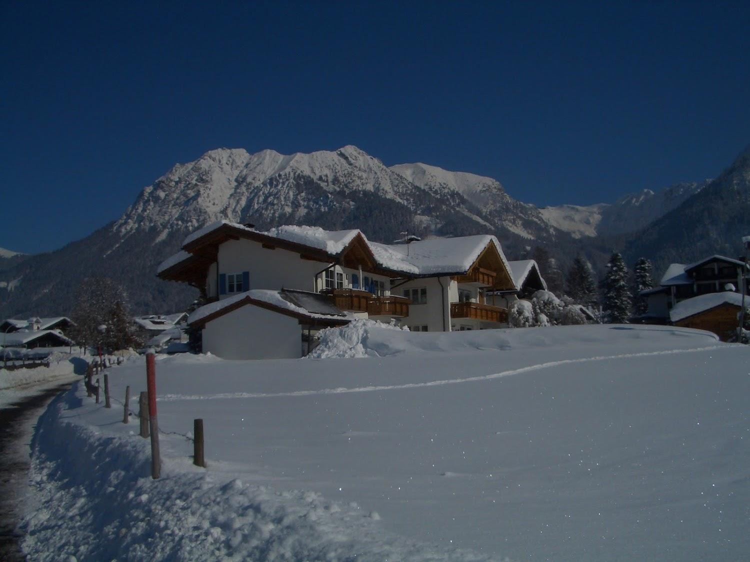 Cover Image for Ferienwohnungen Landhaus Dobler