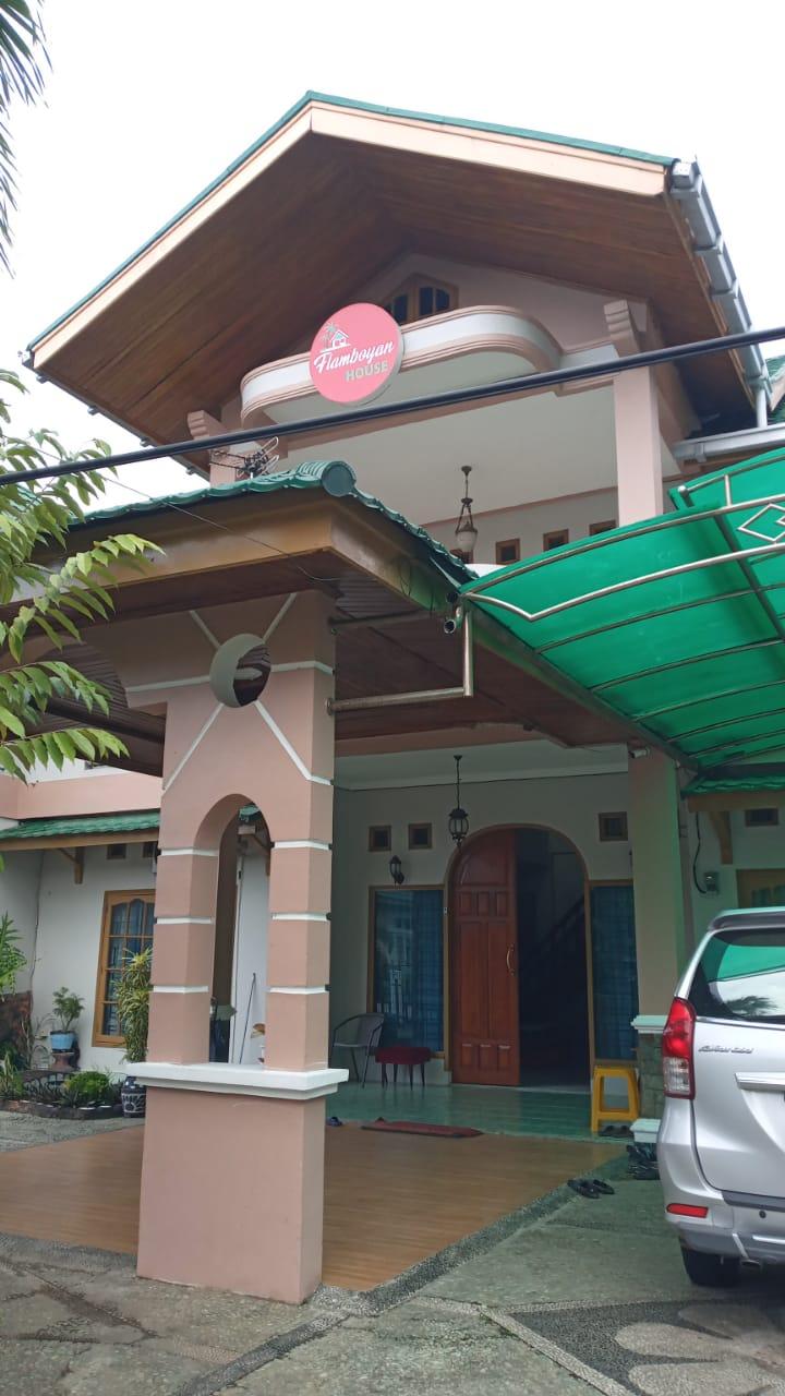 Cover Image for Flamboyan House Padang
