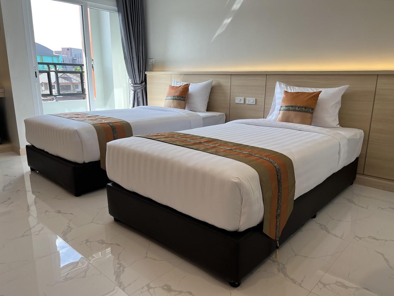 Cover Image for The HUB suratthani Hotel
