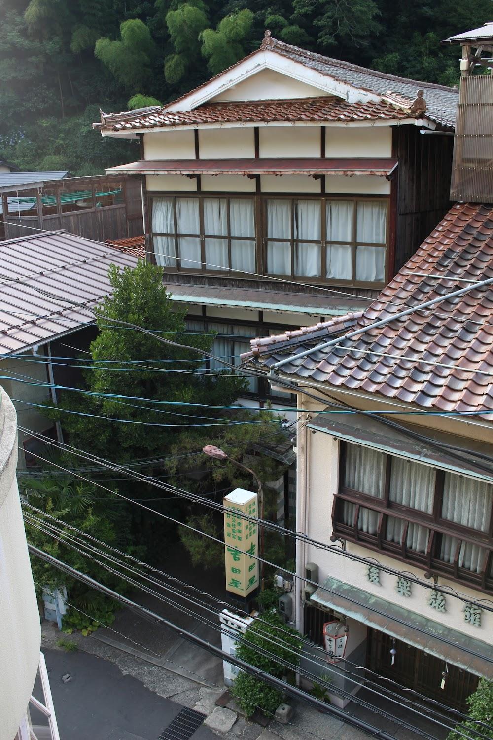 Cover Image for Yoshidaya Hotel
